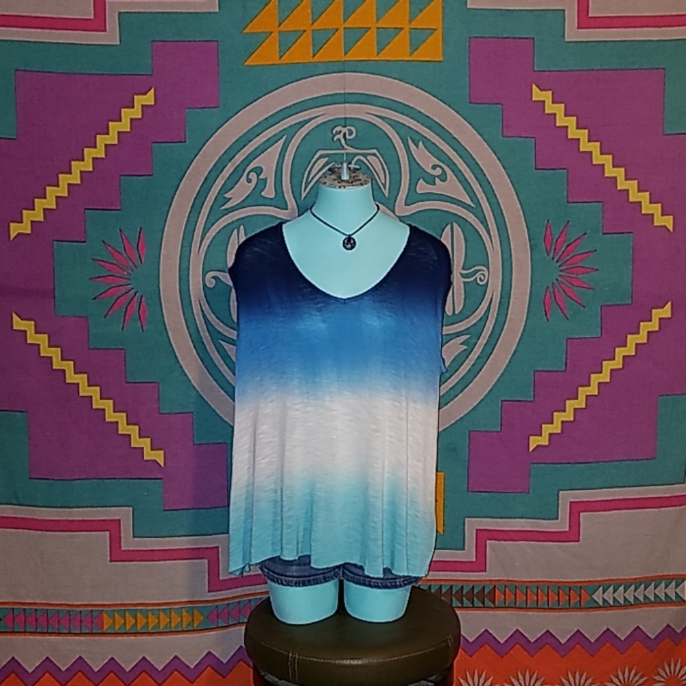 Blue & white ombre shirt